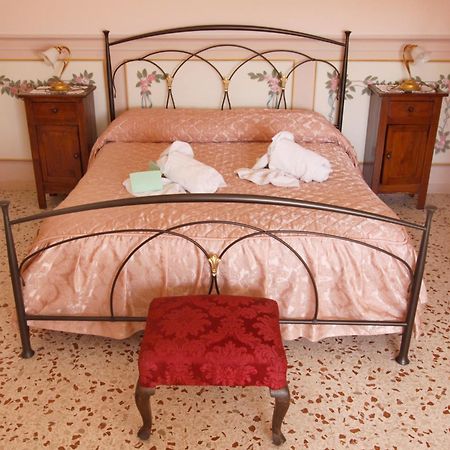 Bed&Breakfast 1912 Bed & Breakfast Fermo Ruang foto